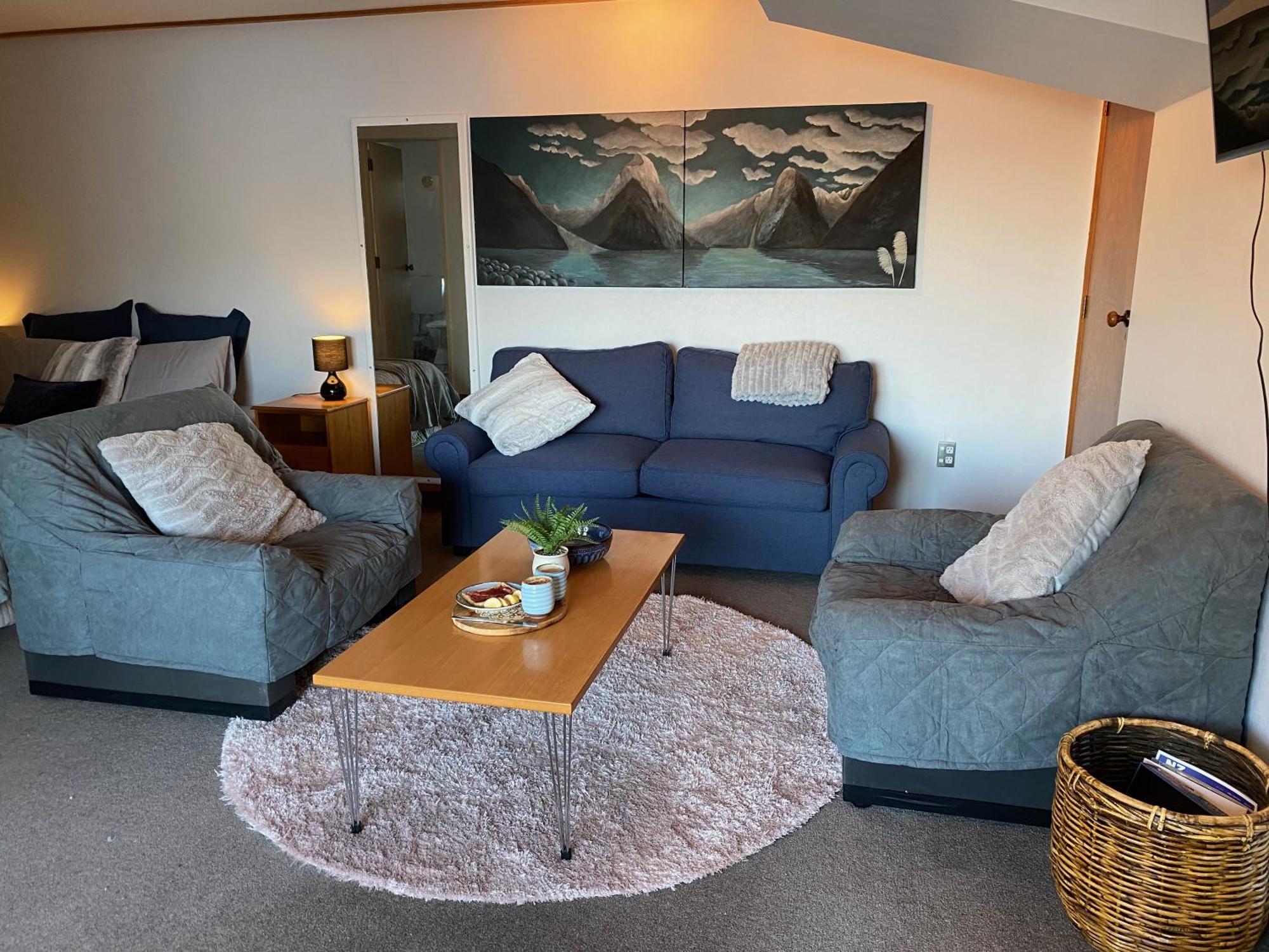 Comfortable Mountain View Studio Куийнстаун Екстериор снимка
